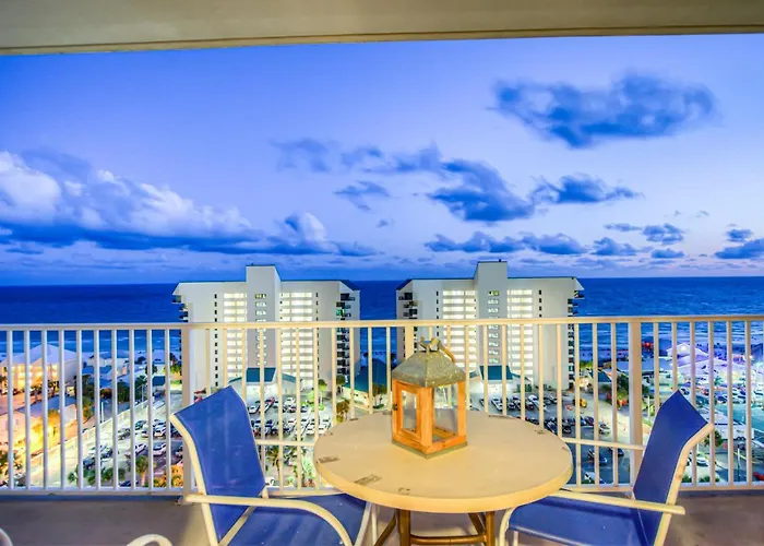 11 Th Floor In Laketown Wharf 1 Bd, 2 Bathroom With Amazing Amenities, 1114!